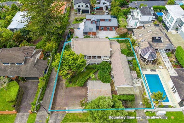 Photo of property in 7 Aberdeen Road, Castor Bay, Auckland, 0620