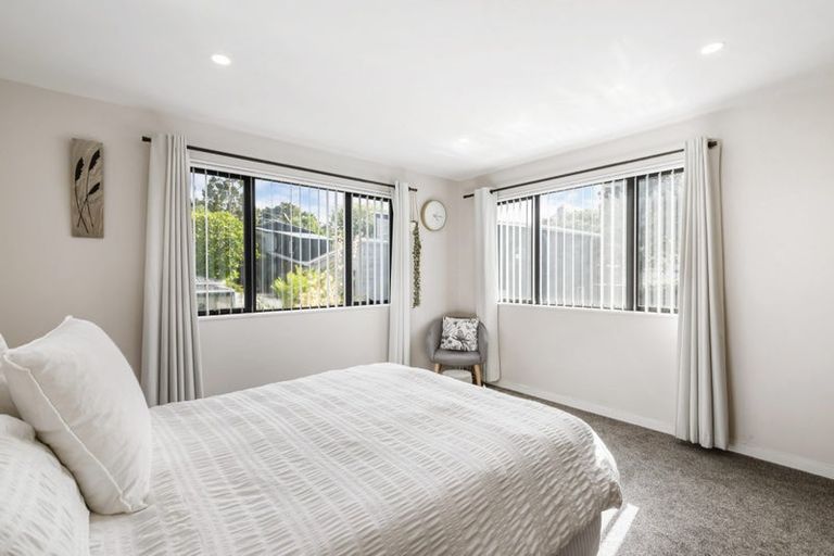 Photo of property in 9c Totara Grove, Hillcrest, Auckland, 0627