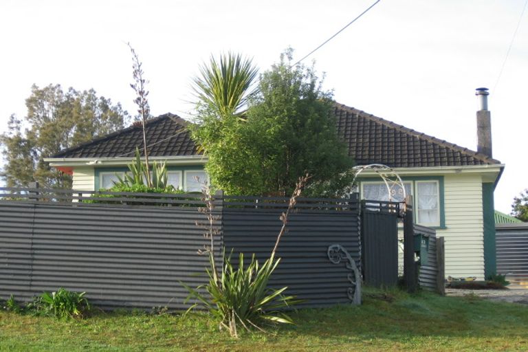 Photo of property in 43 Station Road, Te Kamo, Whangarei, 0112