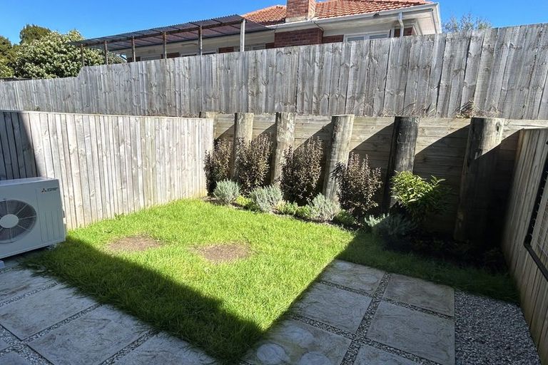 Photo of property in 3 Rangimarie Close, Opaheke, Papakura, 2113