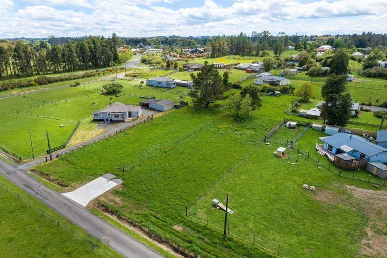 Photo of property in 10 Maire Street, Mamaku, 3020