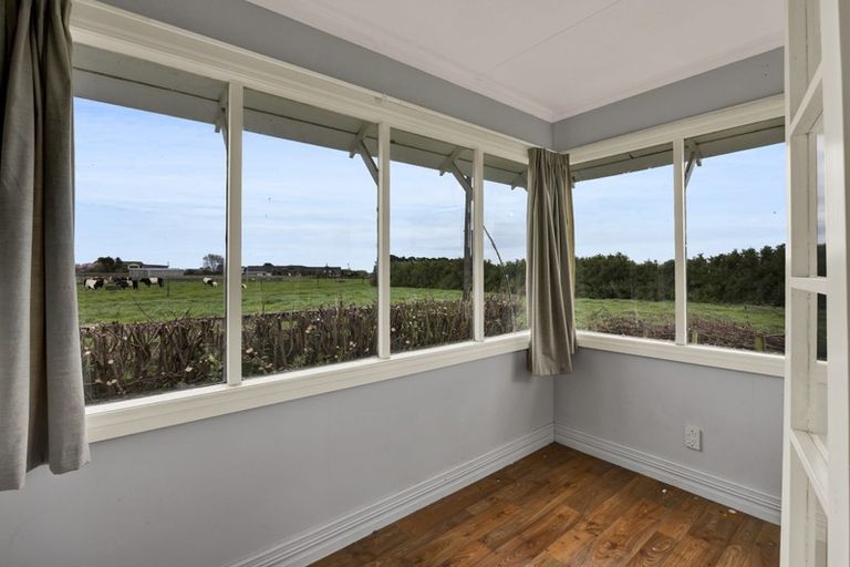 Photo of property in 41 County Drive, Hawera, 4610