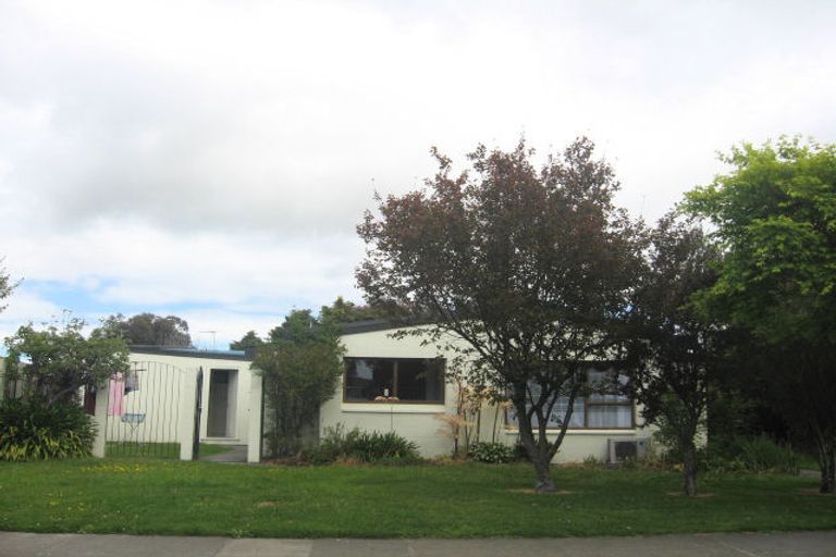 Photo of property in 2/20 Cubitt Street, Blenheim, 7201