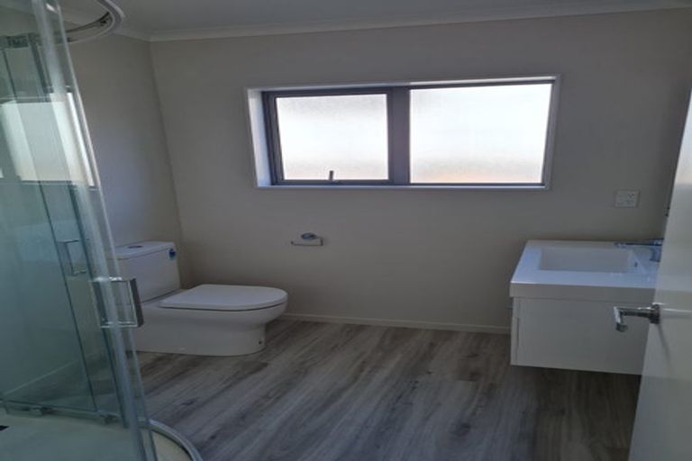 Photo of property in 141 Amesbury Drive, Churton Park, Wellington, 6037