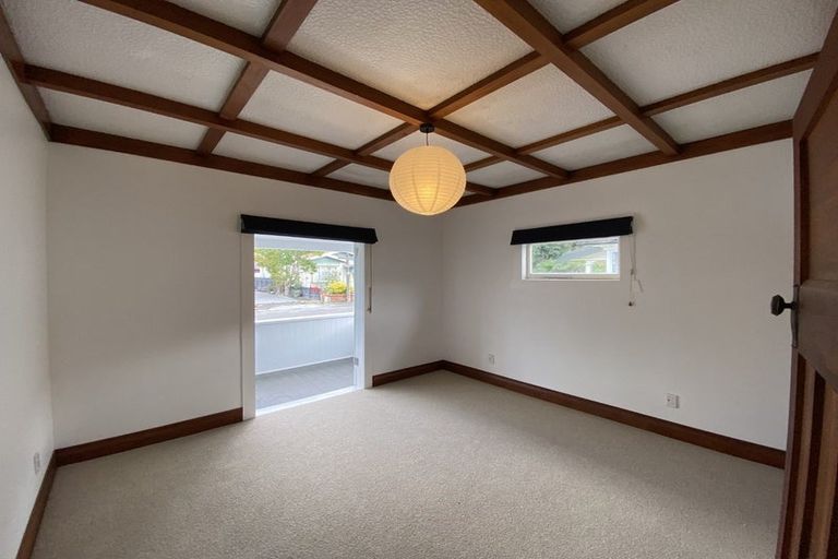 Photo of property in 1 Roach Street, Marewa, Napier, 4110