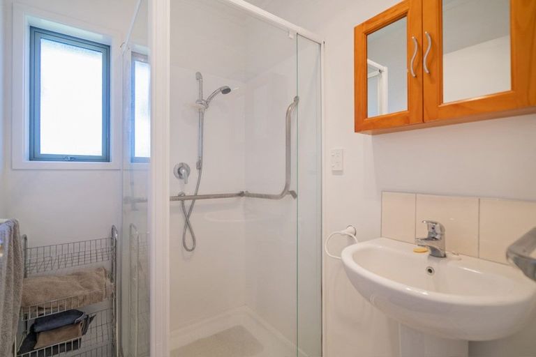 Photo of property in 2 Mayfair Close, Whitianga, 3510