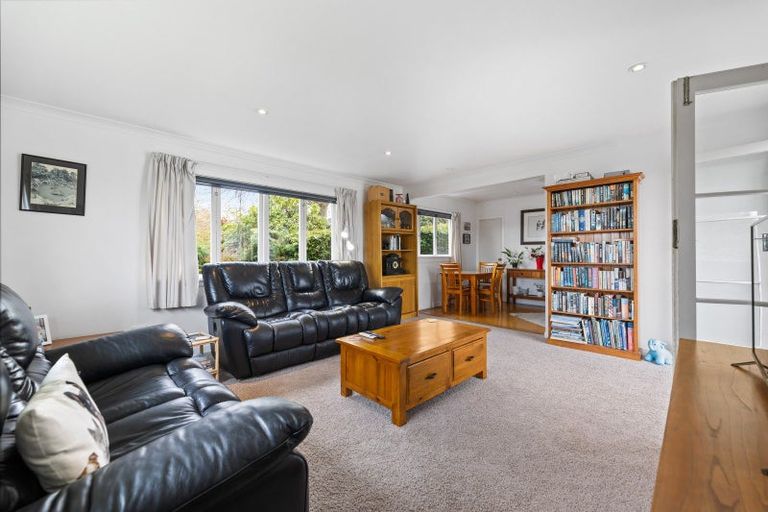 Photo of property in 2/35 Kotare Street, Hilltop, Taupo, 3330