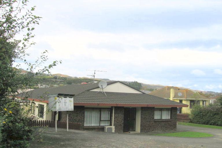 Photo of property in 282a Main Road, Tawa, Wellington, 5028