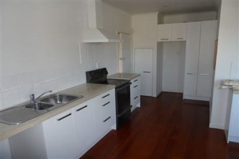 Photo of property in 3 Elder Place, Massey, Auckland, 0614