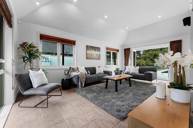 Photo of property in 66 Shelter Drive, Greenhithe, Auckland, 0632