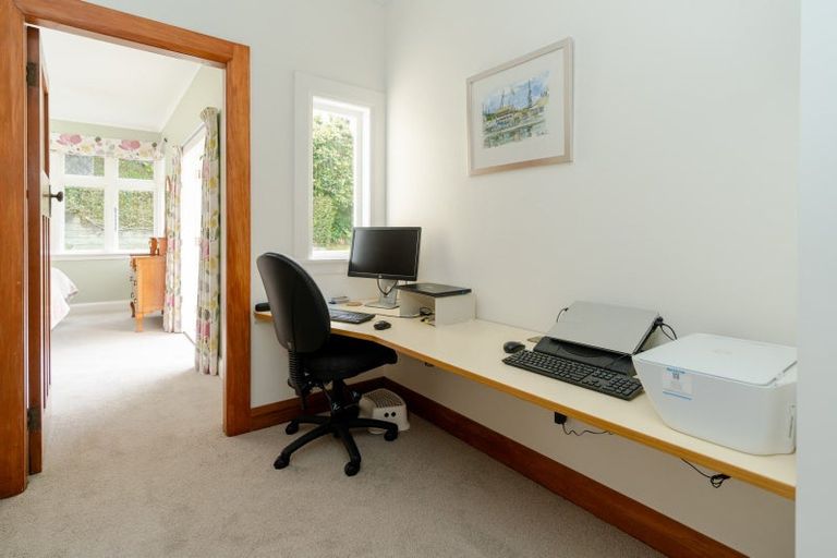 Photo of property in 80 Beauchamp Street, Karori, Wellington, 6012