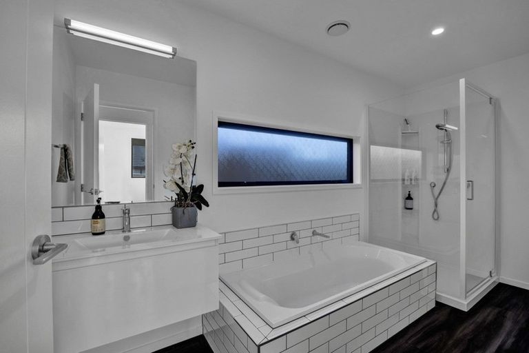 Photo of property in 42 Papawhero Drive, Bell Block, New Plymouth, 4312