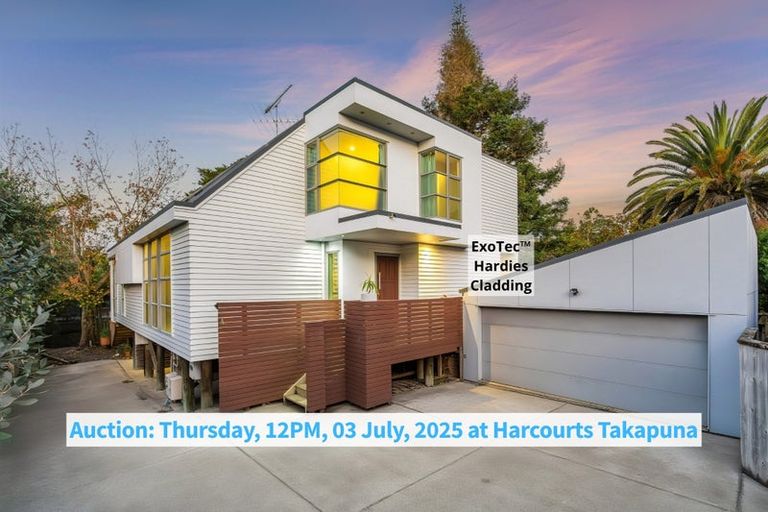 Photo of property in 21a Lyons Avenue, Murrays Bay, Auckland, 0630