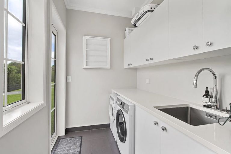 Photo of property in 26 Church View Road, Waiau Pa, Pukekohe, 2679