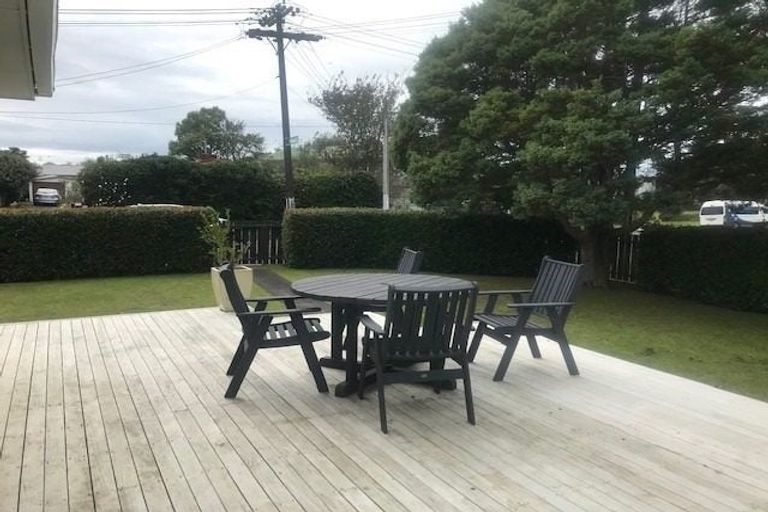 Photo of property in 93 Marne Road, Papakura, 2110