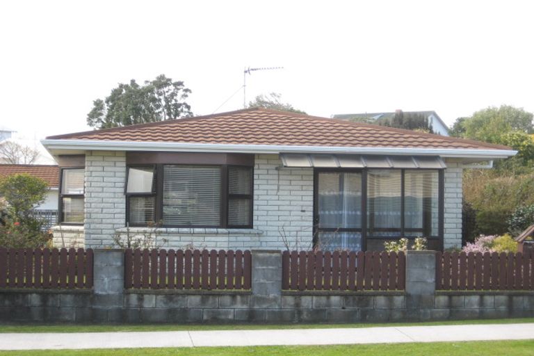Photo of property in 2/47 South Road, Blagdon, New Plymouth, 4310