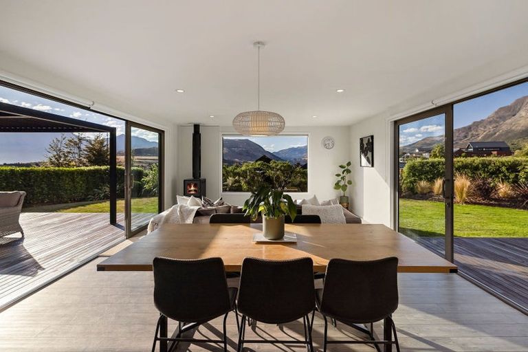 Photo of property in 3 Caithness Court, Jacks Point, Queenstown, 9371