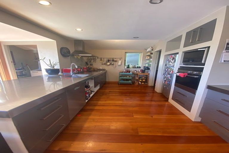 Photo of property in 327 The Terrace, Te Aro, Wellington, 6011