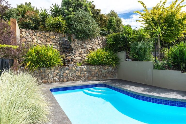 Photo of property in 198 Mount Pleasant Road, Mount Pleasant, Christchurch, 8081