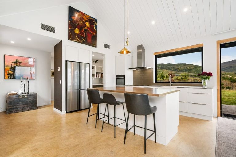 Photo of property in 112 Hall Road, Bannockburn, Cromwell, 9384