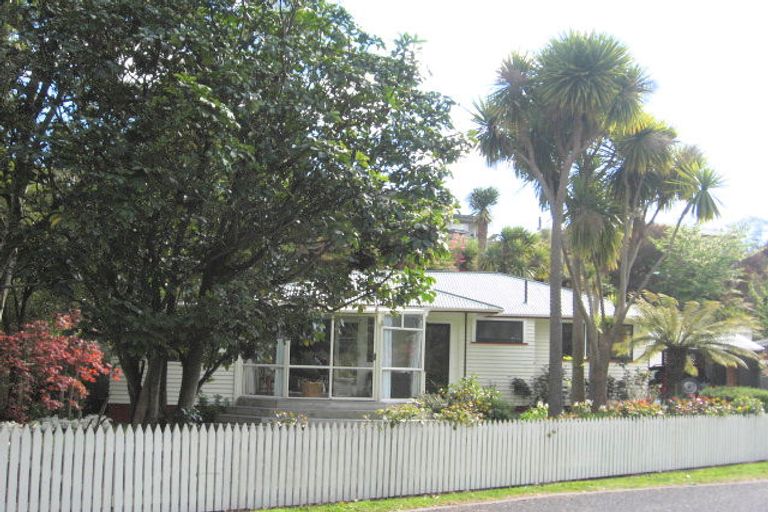 Photo of property in 2 Riverbank Road, Taupo, 3330