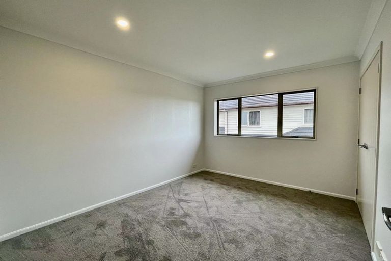 Photo of property in 6 Oak Bark Drive, Schnapper Rock, Auckland, 0632