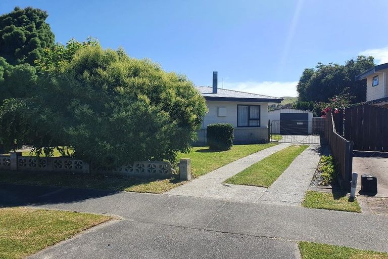 Photo of property in 27 Elliott Street, Taradale, Napier, 4112