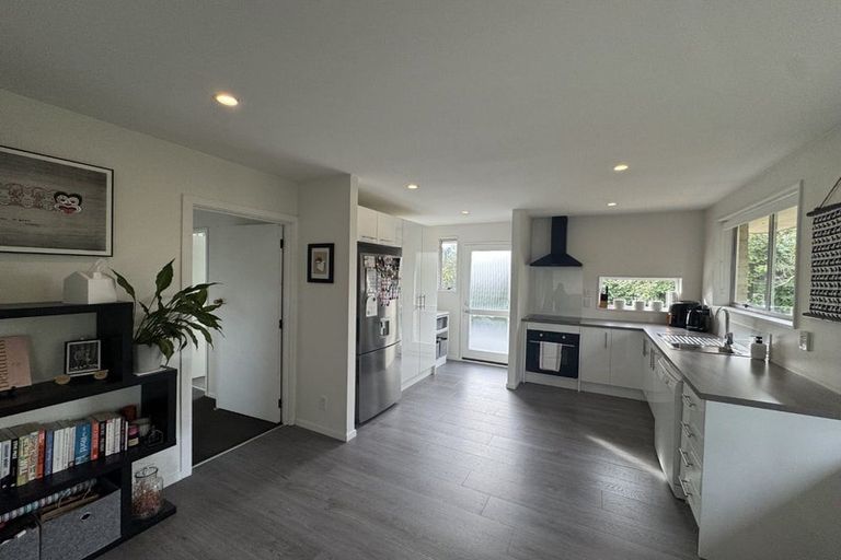 Photo of property in 1/96 Lake Terrace Road, Burwood, Christchurch, 8061