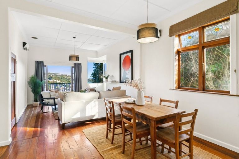 Photo of property in 196 Townsend Road, Miramar, Wellington, 6022