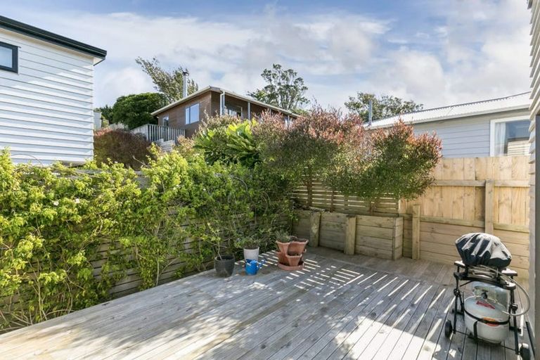 Photo of property in 43c Dominion Park Street, Johnsonville, Wellington, 6037