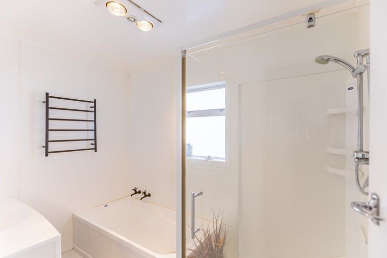 Photo of property in 65 Great North Road, Waipawa, 4210