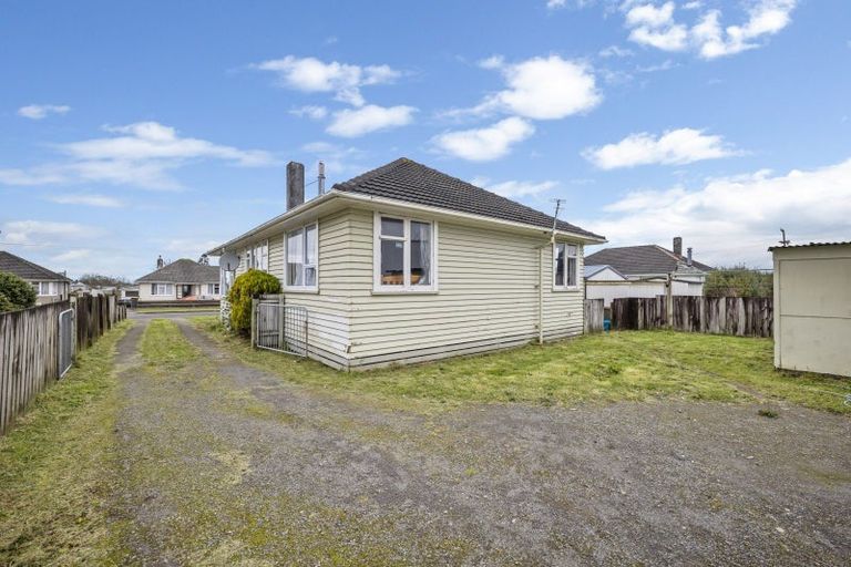 Photo of property in 11 Avon Street, Stratford, 4332