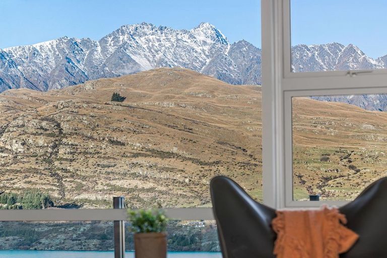 Photo of property in 2/11 Gum Lane, Queenstown, 9300