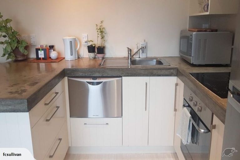 Photo of property in 3/39 View Street, Dunedin Central, Dunedin, 9016