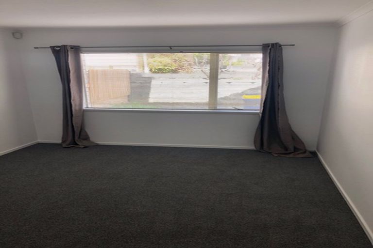 Photo of property in St Claire Village, 121/172 Mcleod Road, Te Atatu South, Auckland, 0610