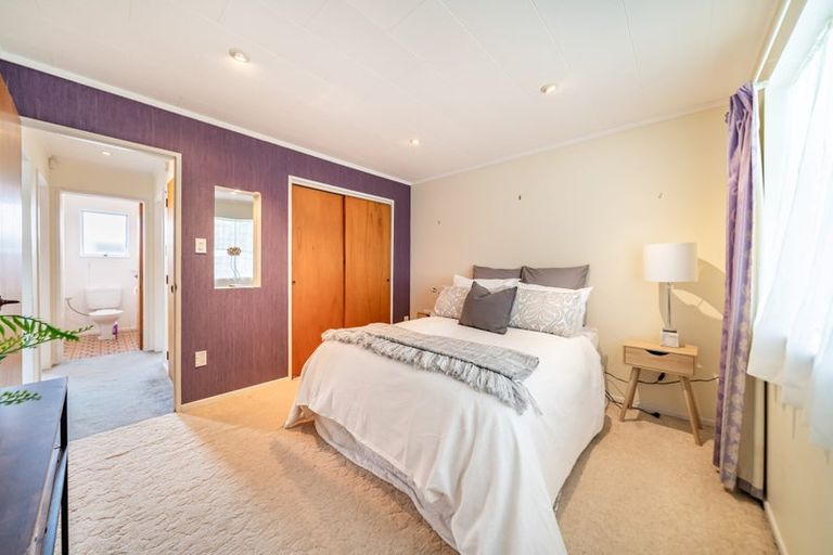 Photo of property in 1/3 Omaha Grove, Totara Park, Upper Hutt, 5018