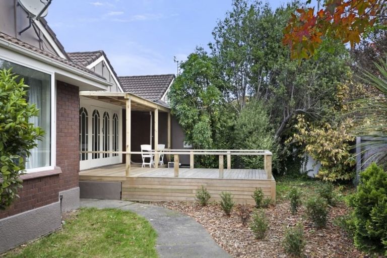Photo of property in 164 Blighs Road, Strowan, Christchurch, 8052