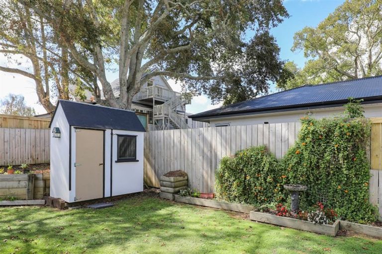 Photo of property in 14 Harlock Place, Huntly, 3700