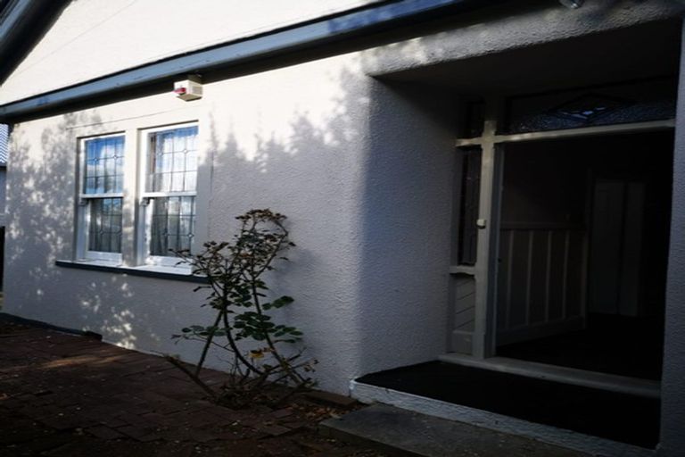 Photo of property in 15 Manning Place, Woolston, Christchurch, 8023