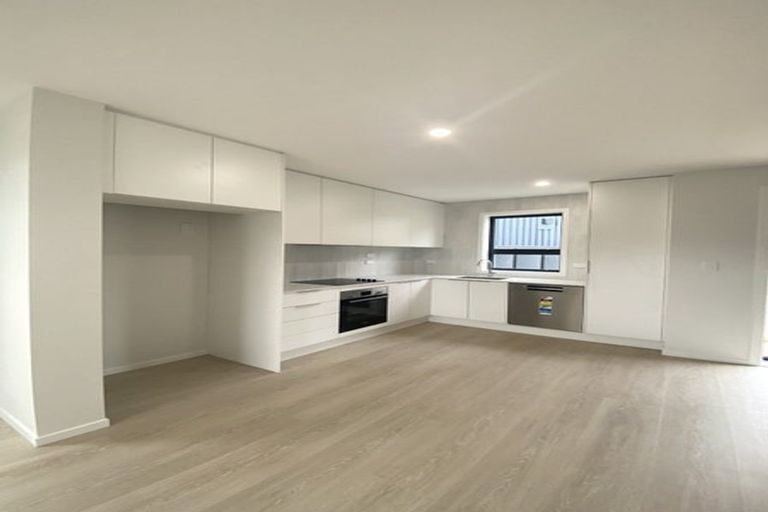 Photo of property in 68 Tiketike Way, Brooklyn, Wellington, 6021