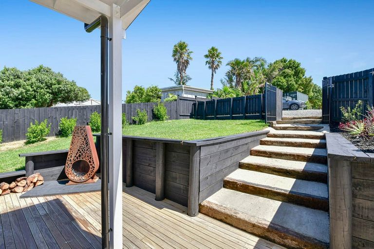 Photo of property in 4 Forlong Rise, Helensville, 0800