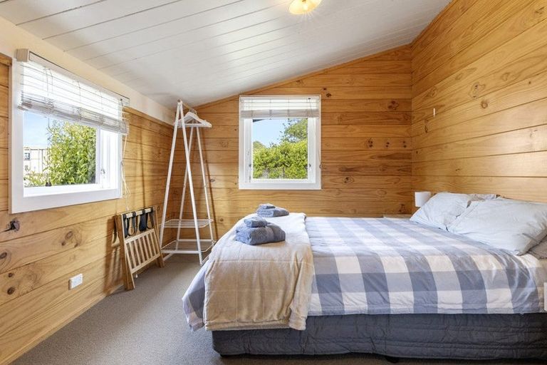 Photo of property in 19 Kinloch Road, Kinloch, Taupo, 3377