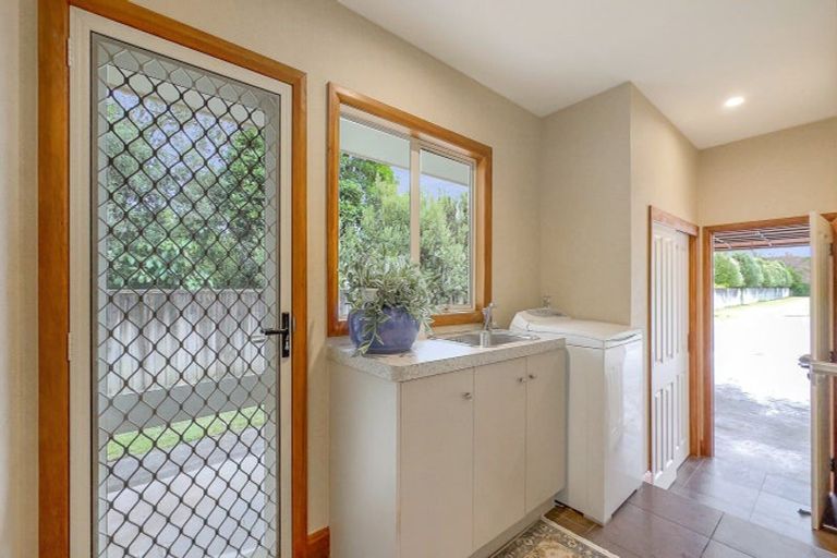 Photo of property in 22 Aileen Place, Whangamata, 3691