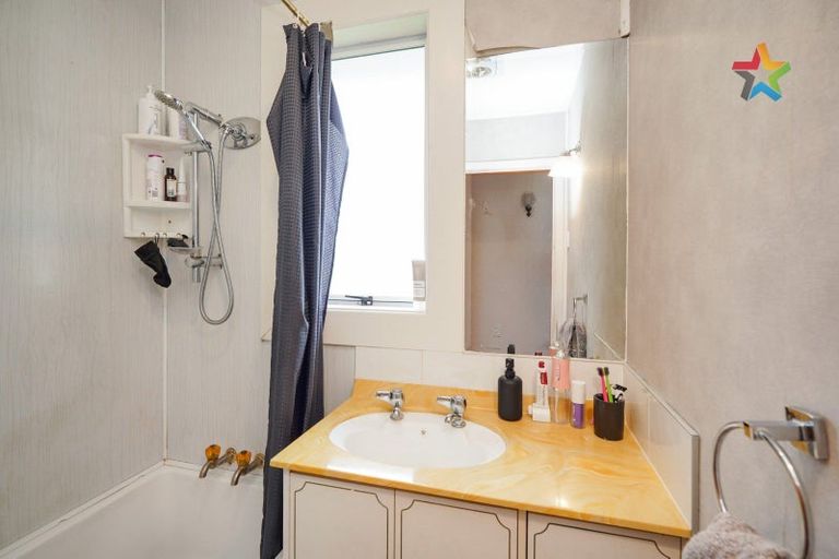 Photo of property in 75 Durham Street, Waikiwi, Invercargill, 9810