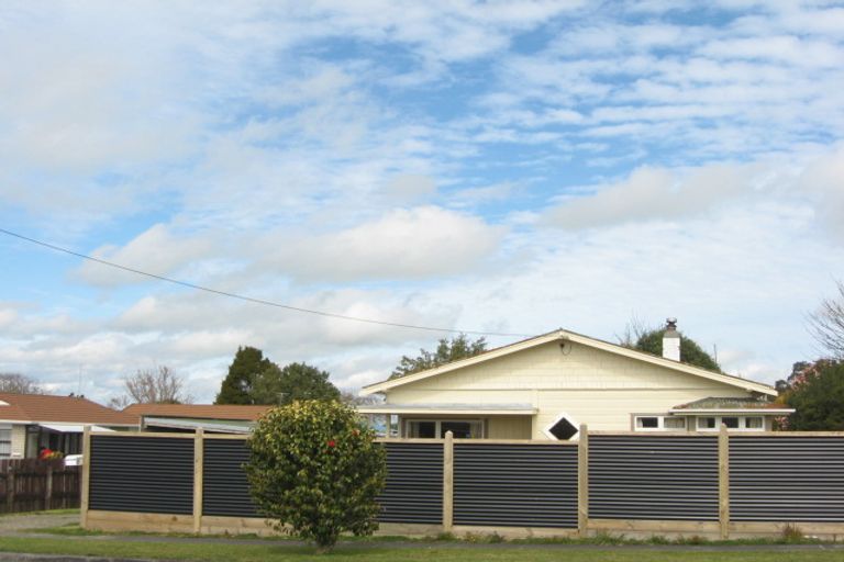 Photo of property in 9 Rosalind Street, Stratford, 4332