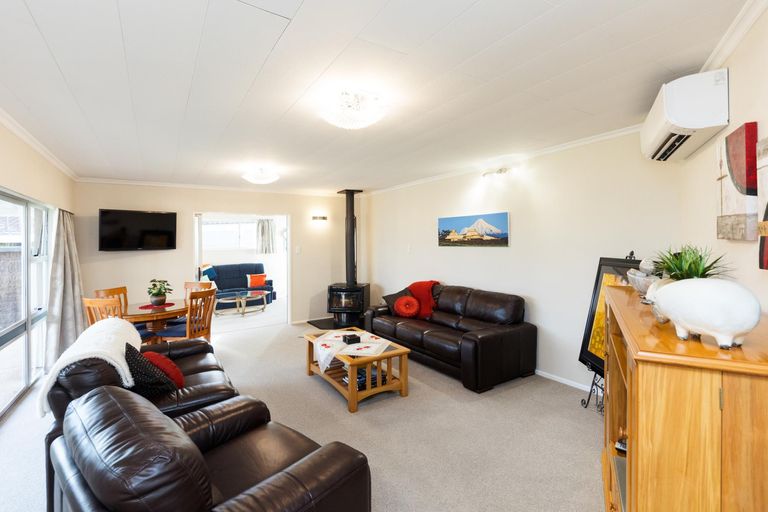 Photo of property in 7 Te Punga Place, Awapuni, Palmerston North, 4412
