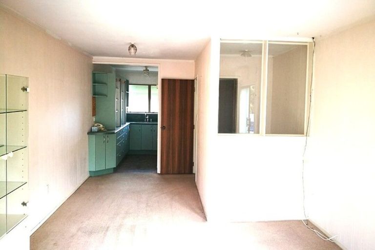 Photo of property in 2/1 Chevis Place, Pakuranga, Auckland, 2010