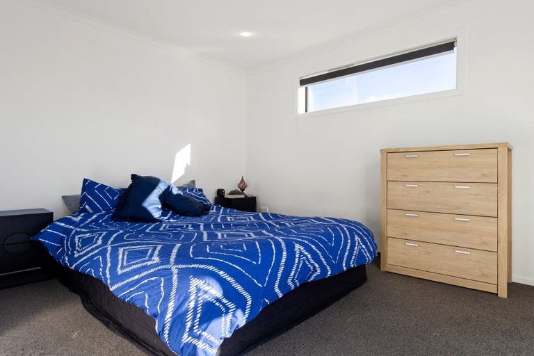 Photo of property in 1/4 Searancke Place, Fairfield, Hamilton, 3214