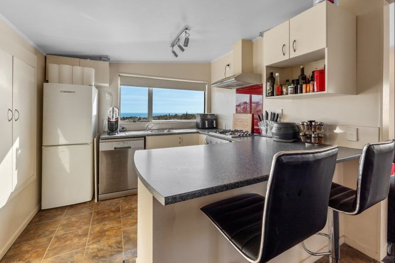 Photo of property in 31 Crownhill Street, Spotswood, New Plymouth, 4310