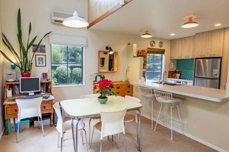 Photo of property in 11b Frimley Terrace, Waikanae Beach, Waikanae, 5036